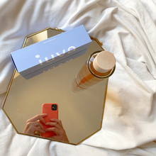 Carica l'immagine nel visualizzatore di Gallery, Tonico viso energizzante con estratto di vinacce di uva Barbera