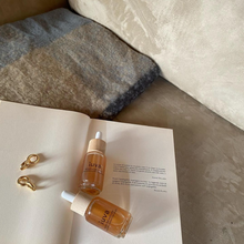 Carica l'immagine nel visualizzatore di Gallery, Booster anti-età ai polifenoli estratti da vinacce di uva Barbera